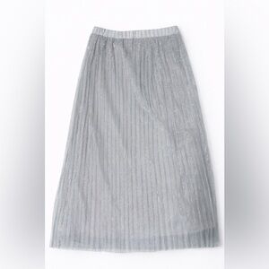 Pull & Bear Pleated Shimmer Skirt – Size 28